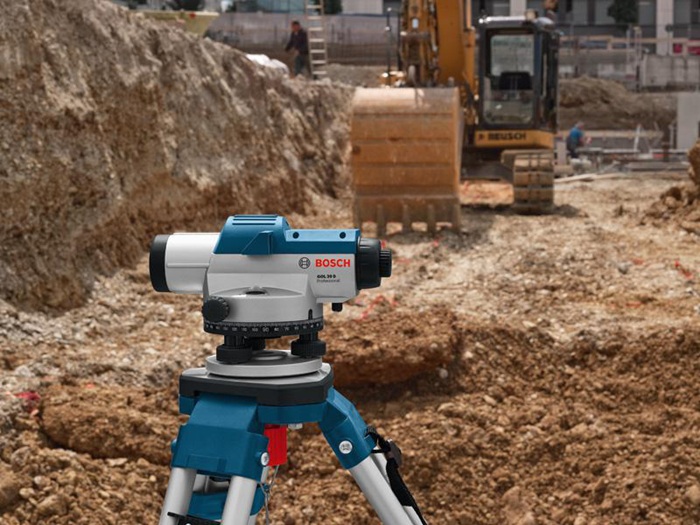 Nivelliergerät GOL 32D Arbeitsbereich bis 120m IP54 
